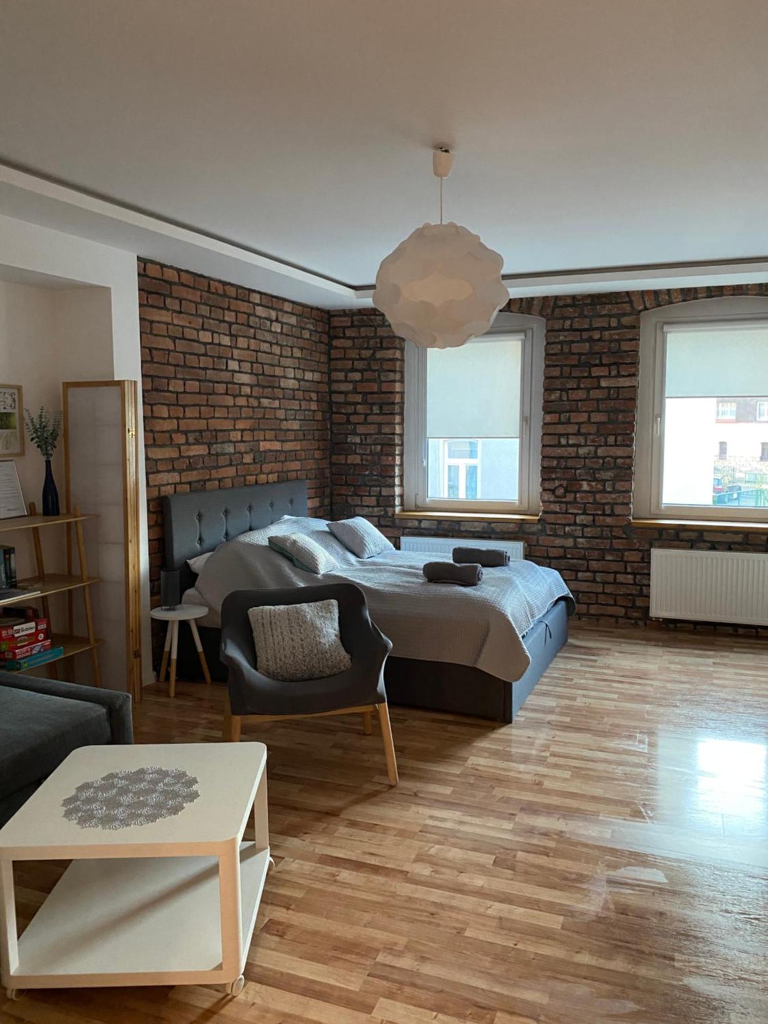 Apartament Pogodny イェレニャ・グーラ エクステリア 写真